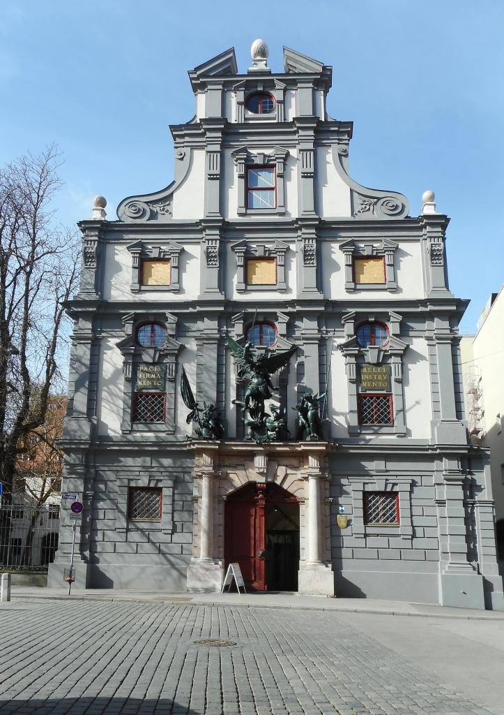 🏛️ 병기고(초이크하우스)