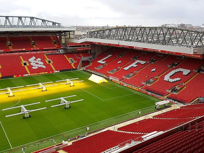 스피언 콥 스탠드 (The Kop)