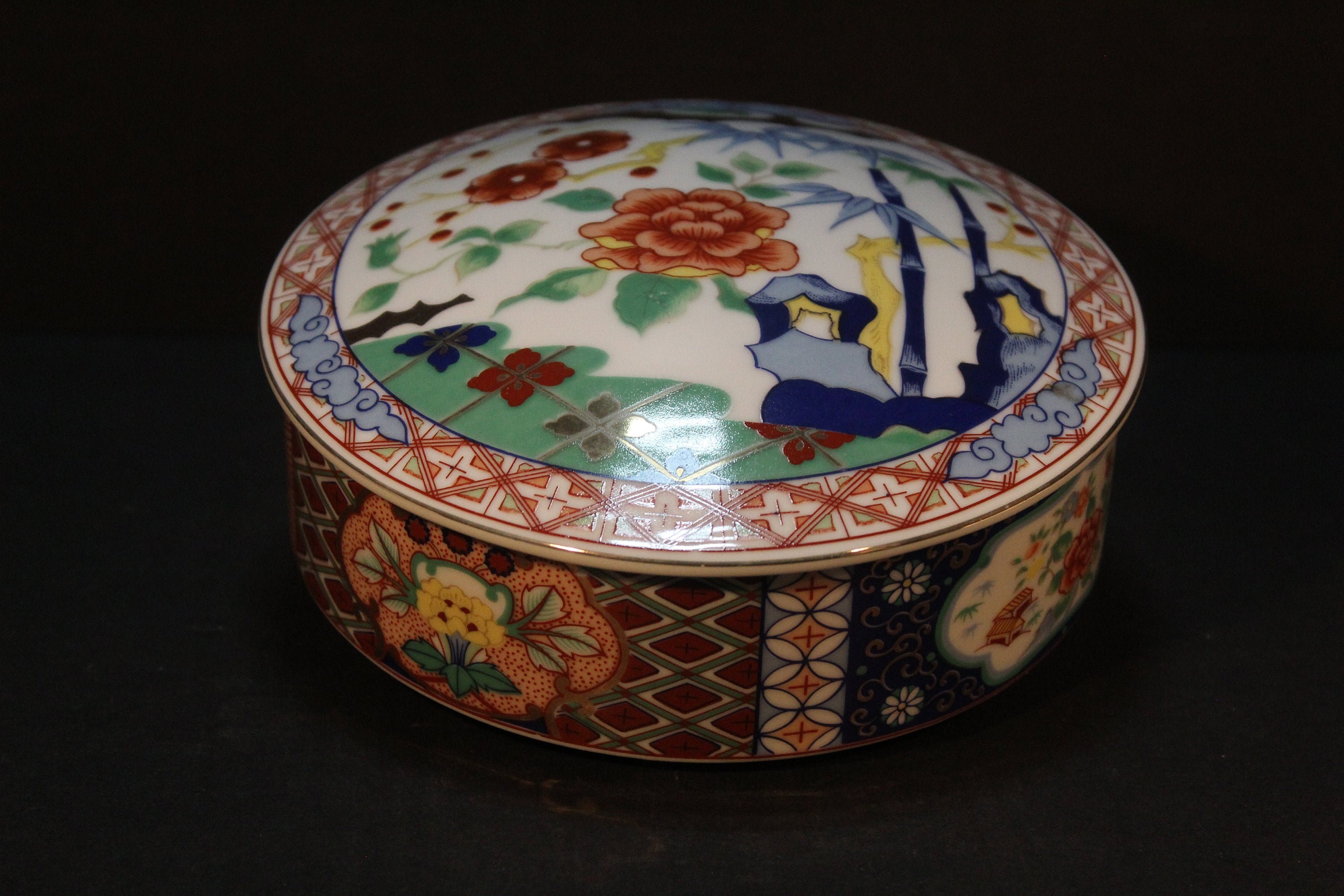 🖼️ 약사칠기공예관(야쿠시누리싯키코게이칸) 이미지 7