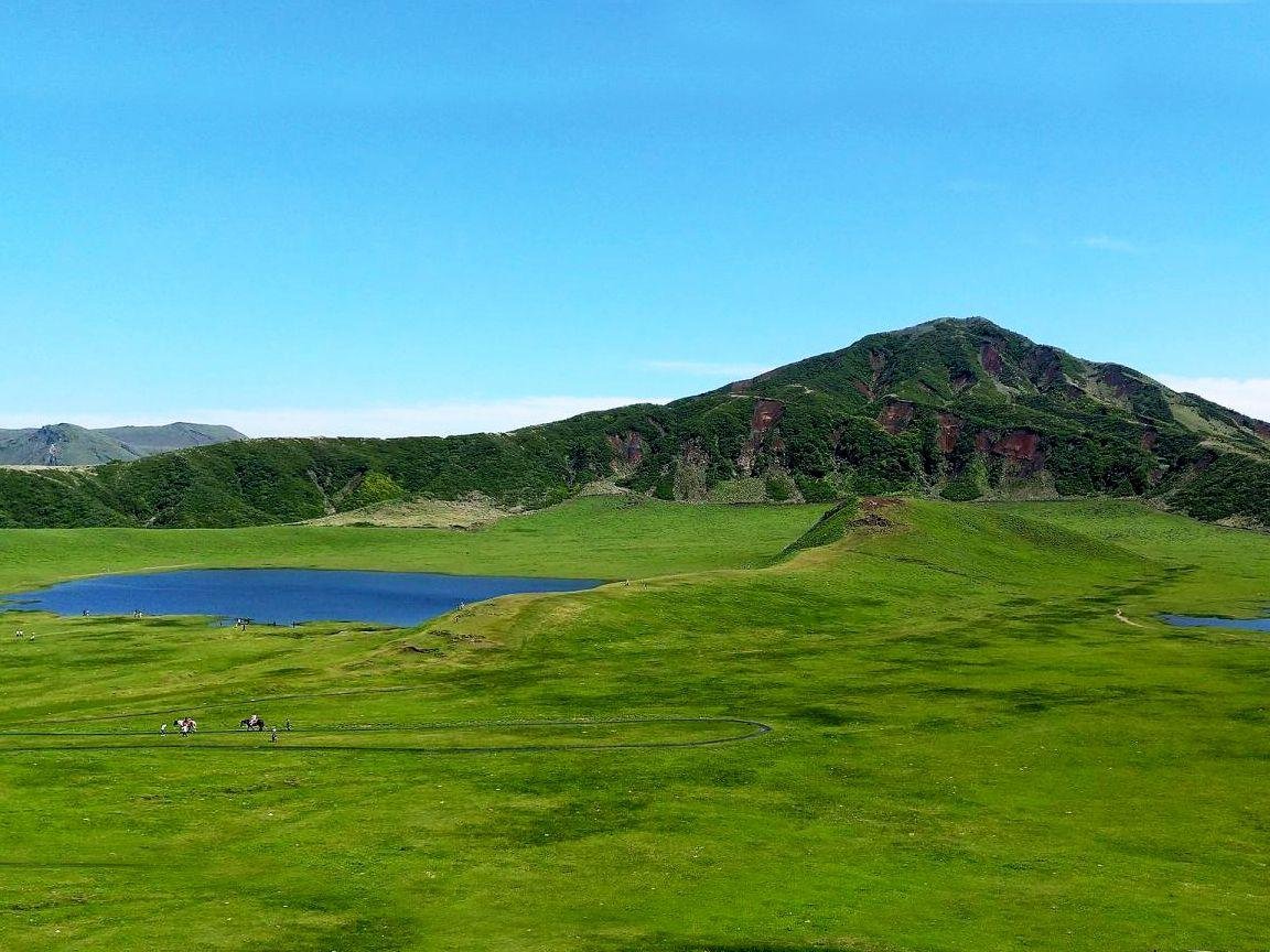 🏞️ 쿠사센리가하마(草千里ヶ浜) 이미지 1