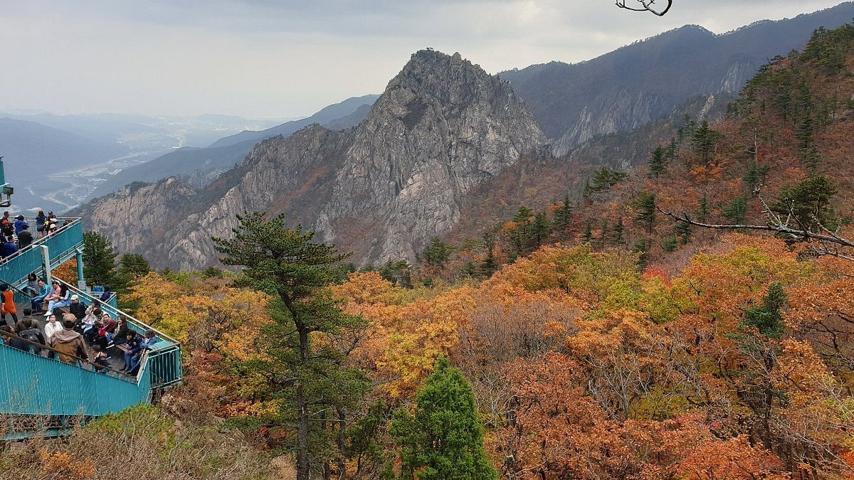 권금성 봉화대 주변